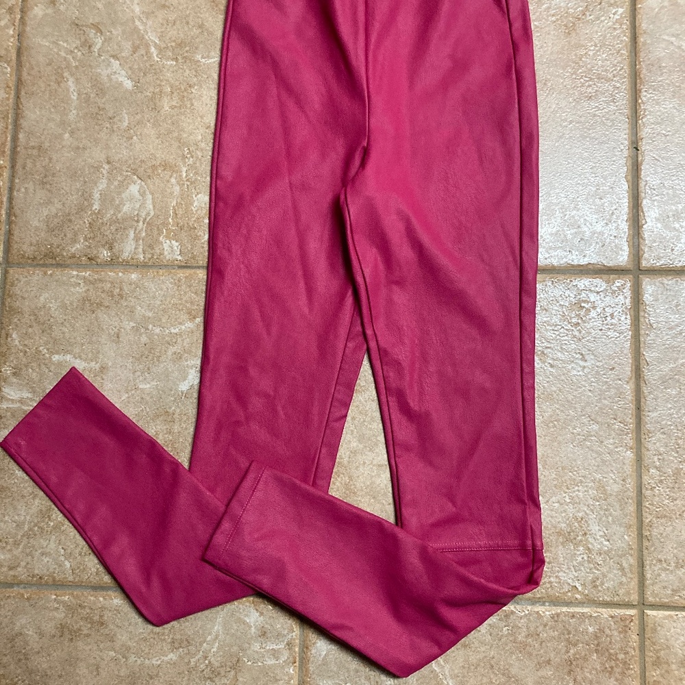 Good American Faux Leather Leggings in Love Potion Sz S